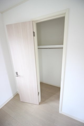 フェリセス・コヒナタの収納