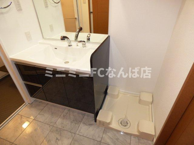 リーガル四ツ橋立売堀Ⅱの独立洗面台