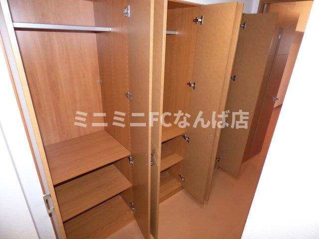 リーガル四ツ橋立売堀Ⅱの収納