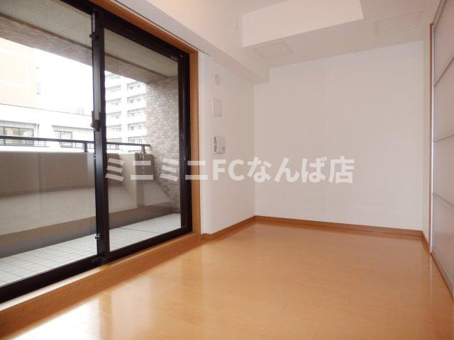 リーガル四ツ橋立売堀Ⅱの寝室