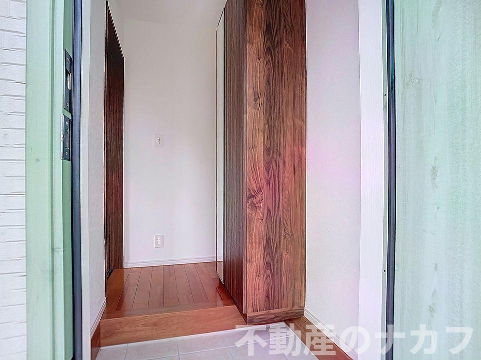 ショコラブルームの玄関|※過去の室内写真のため現況と異なる場合があります