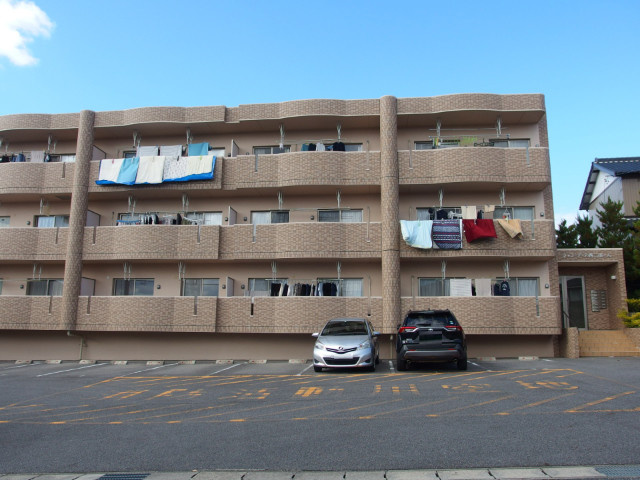 シャンデテ西三田ケ入の外観