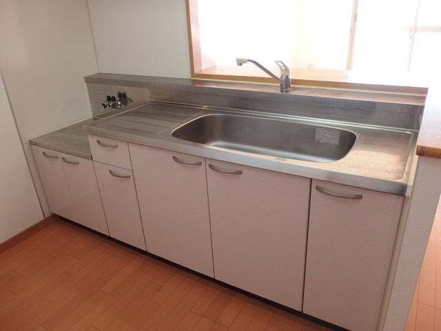 シャンデテ西三田ケ入のキッチン