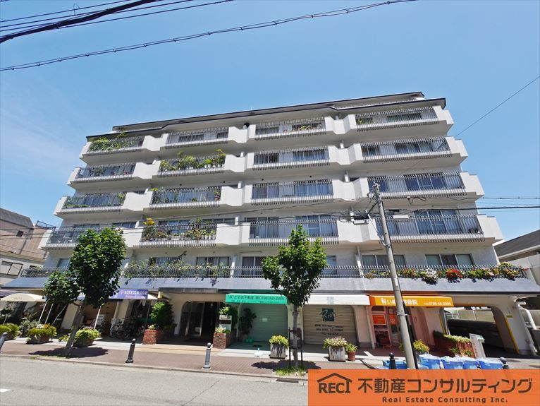 甲子園アーバンライフの外観