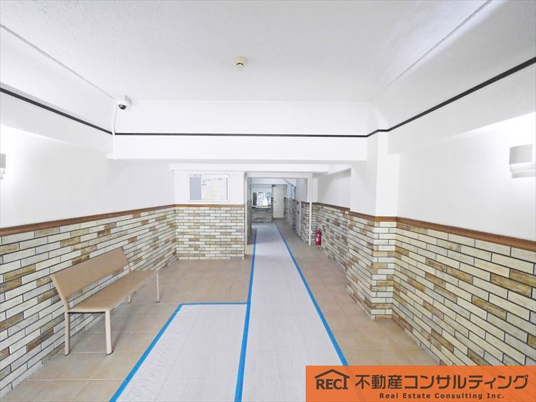 甲子園アーバンライフのエントランス