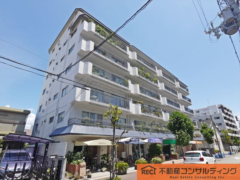 甲子園アーバンライフの外観