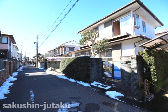 長沼町　売地の前面道路含む現地写真|長沼町　売地　約62坪の整形地　東南側4.8ｍ公道面　建築条件なし　確定測量