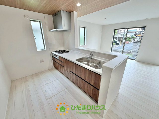 杉戸町清地3期　新築一戸建て　グラファーレのキッチン