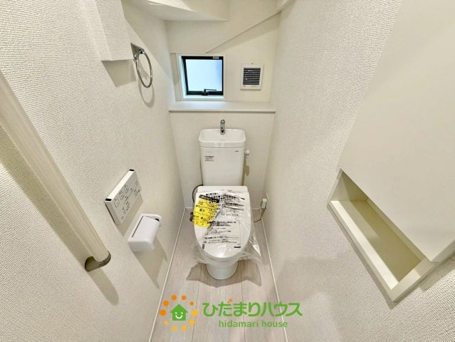 杉戸町清地3期　新築一戸建て　グラファーレのトイレ