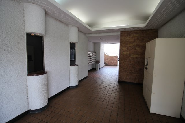 サムティ南多聞台のエントランス