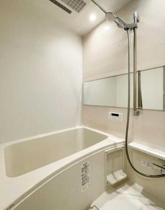 グランエッグス用賀　築浅　ネット無料　デザイナーズの浴室