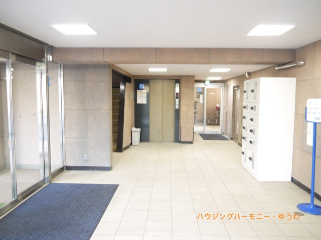 【ロビー】 | チサンマンション板橋 | 清潔感と歓迎感があるエントランスホールとなります。
