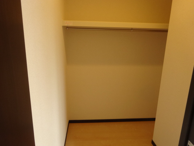 フジパレス宝塚南Ⅴ番館の収納