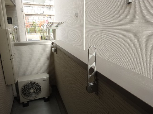 フジパレス宝塚南Ⅴ番館のバルコニー