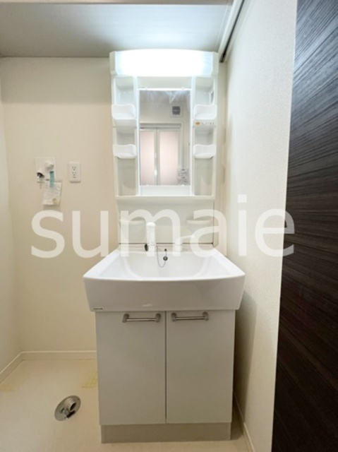 ル・クリザンテムの洗面所|広い洗面台！