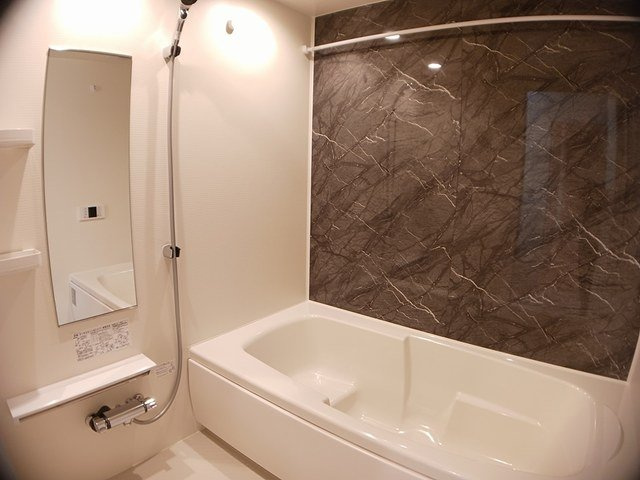 ララ・マヒナＣの浴室