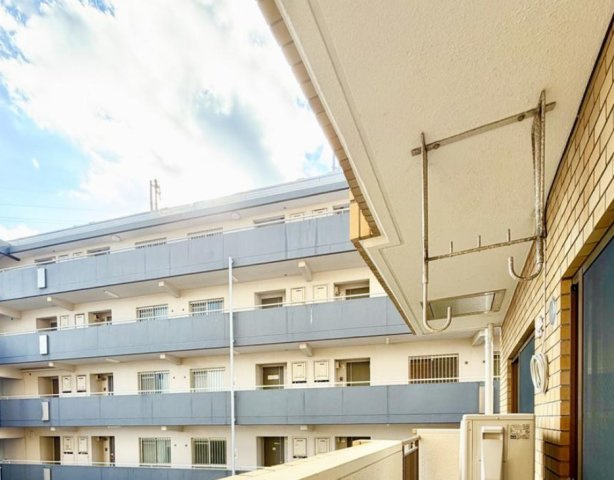 サンマンション青葉ガーデンの外観|開放的なバルコニーからの見晴らしです。