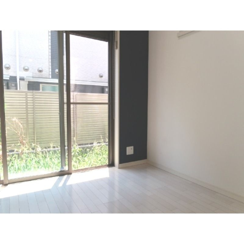 イルヴィアーレ天王坂ノースの居間・リビング