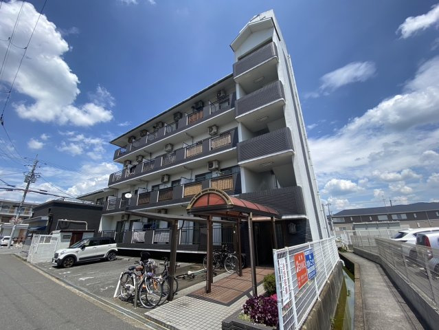 コーポラス一条