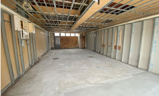 草津市野村１丁目の店舗事務所の内装