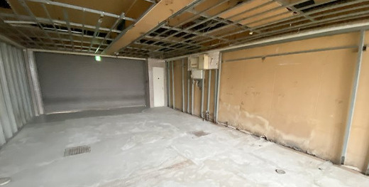 草津市野村１丁目の店舗事務所の内装