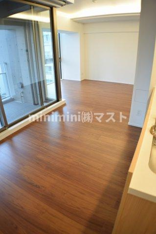 ＯＮＥ　ＳＨＩＮＭＡＣＨＩの居間・リビング