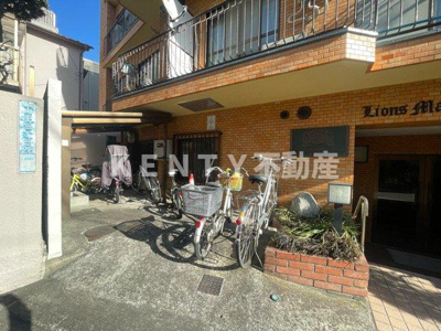 【エントランス】 | ライオンズマンション山王 | ゆとりのあるエントランスです