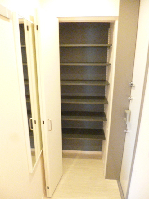 Sakuras　鵜の木の玄関|下駄箱