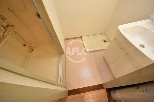 梅田プレミアムコートの洗面所|梅田プレミアムコート　洗面脱衣所