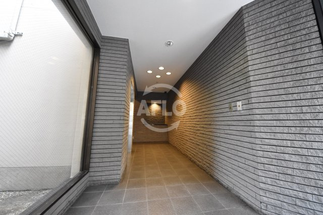 梅田プレミアムコートのロビー|梅田プレミアムコート　ロビー