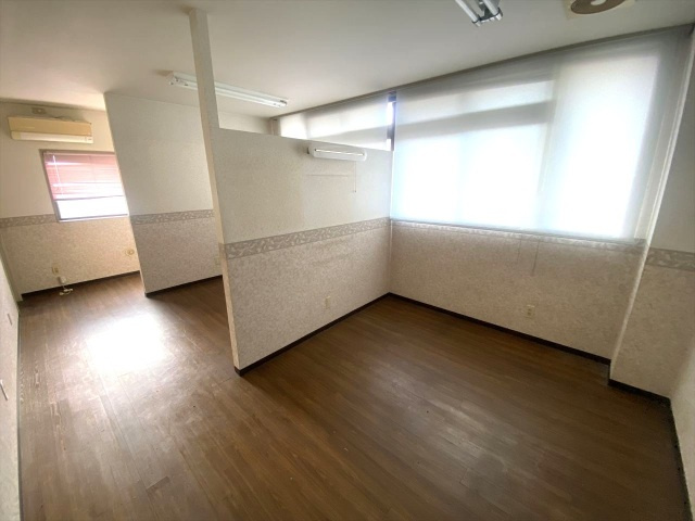 モアビルの居間・リビング