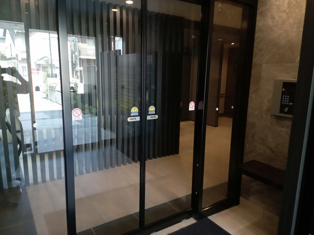 （シニア限定）ヘーベルVillage北浦和元町のエントランス|★安心のオートロック★