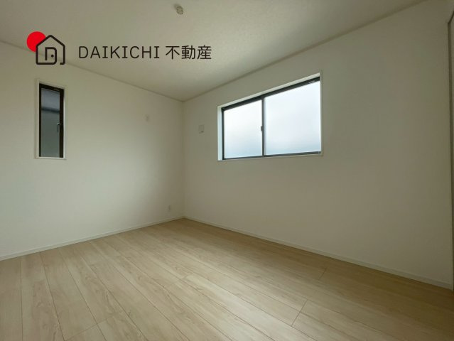 【洋室】 | 加須市南町第3　CRADLE GARDEN　新築戸建　全3棟　2号棟