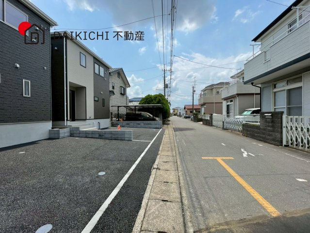 【前面道路含む現地写真】 | 加須市南町第3　CRADLE GARDEN　新築戸建　全3棟　2号棟