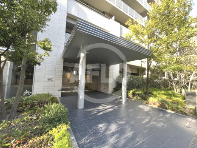 ジオ新町　堀江小学校区のエントランス|ジオ新町　エントランス