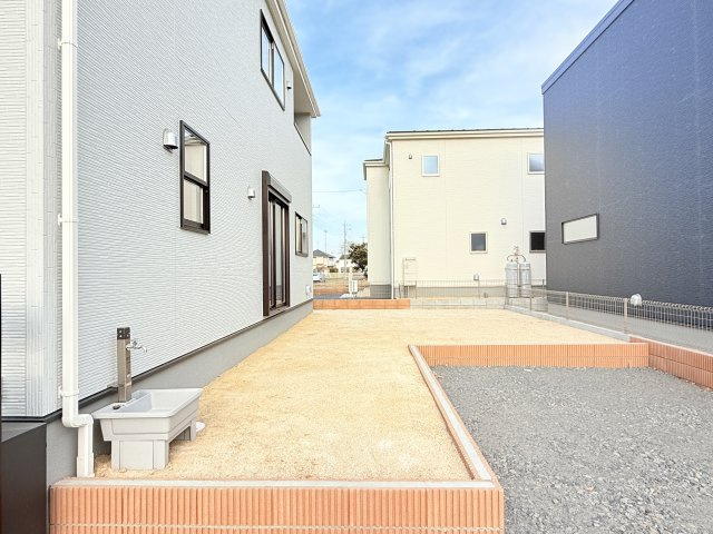 第1常総市東野原　新築戸建　1号棟の庭