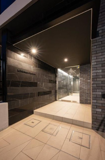 ユーレジデンス目黒東山　フリーレント1ヵ月　築浅　礼金0のロビー