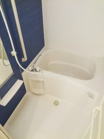 クレメント　ヴィラＡの浴室