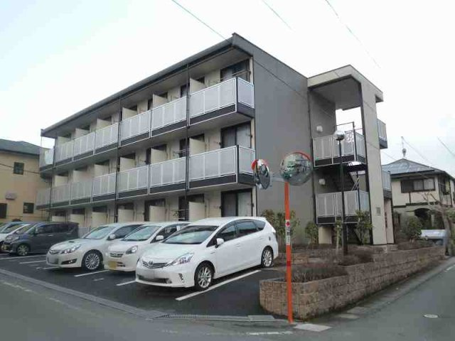 レオパレスハミング　バードの外観