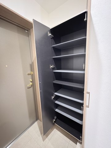 熊本市東区保田窪本町の賃貸マンションの収納|参考写真になりますのでご承知おき下さい。