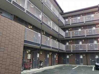 【外観】 | レオパレスくまもと | 写真と現状が異なる場合は現状を優先します。