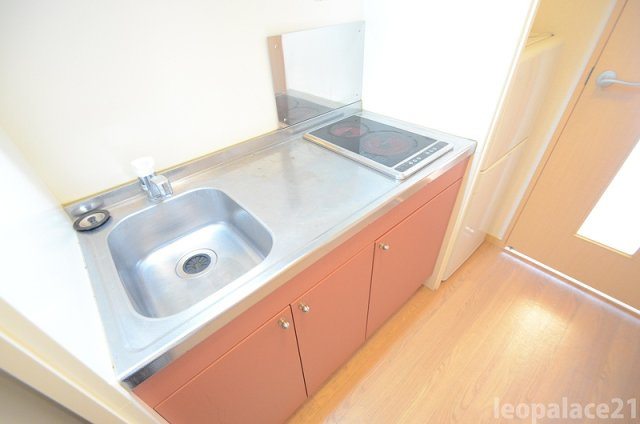 レオパレスセイ琴平のキッチン|設備・使用は号室により異なる為、現況を優先致します。