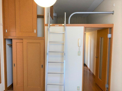 【居間・リビング】 | レオパレス城下京町 | 設備・仕様は号室により異なる為、現況を優先致します。