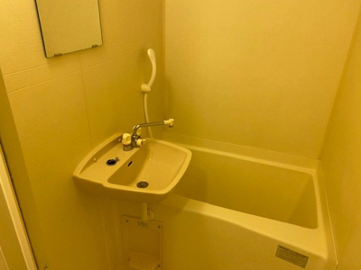 【浴室】 | レオパレス城下京町 | 設備・仕様は号室により異なる為、現況を優先致します。