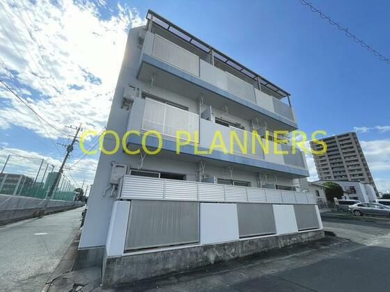 ＬＩＸＩＳ県立劇場前