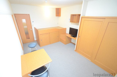 【居間・リビング】 | レオパレス託麻南 | 設備・仕様は号室により異なる為、現況を優先致します。