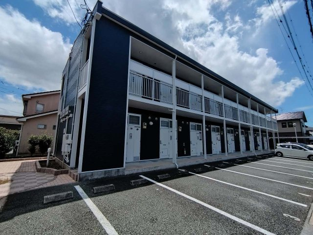 レオパレスヴァンテアンの外観