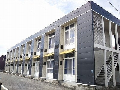 レオパレス戸島Ⅱの外観