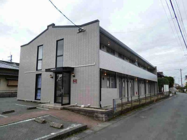 レオパレス江津の外観