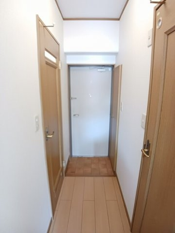 アニバーサリーの玄関